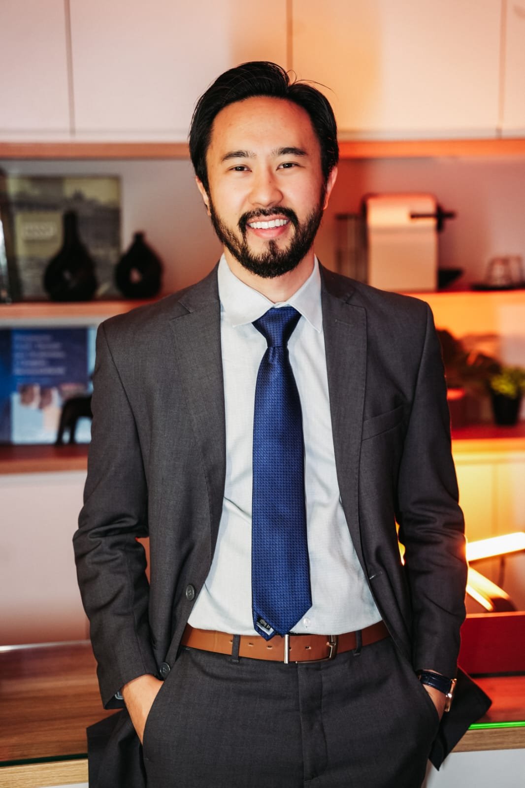 Prof. MSc. Ivan Yuzo Kobayashi - Especialista em Cirurgia Ortognática e Cirurgia Bucomaxilofacial